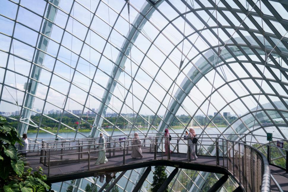 Cum arată cel mai bun aeroport din lume, cu spa și cea mai înaltă cascadă interioară. E a 13-a oară când primește această distincție 963974