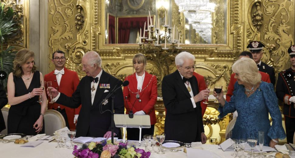 Ţinute şi meniul de la dineul oficial oferit de preşedintele Italiei pentru Regele Charles. De ce nu a purtat regina o tiară 964093