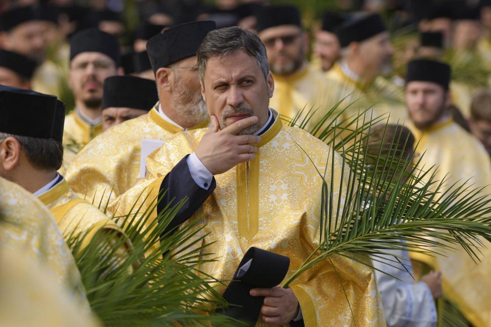 Mii de credincioși participă la procesiunea de Florii în centrul Capitalei 964506