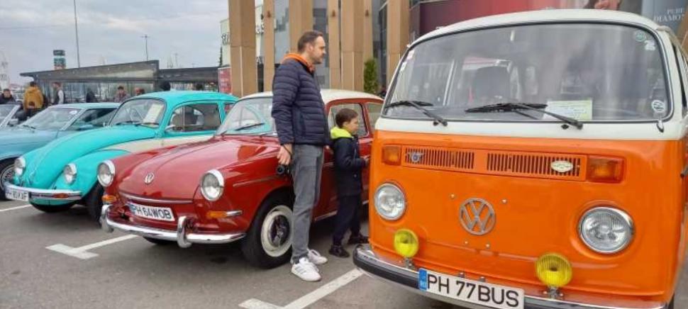 O Dacia Lăstun, vedeta paradei mașinilor din perioada comunistă. Mai sunt doar 5 în România 964481