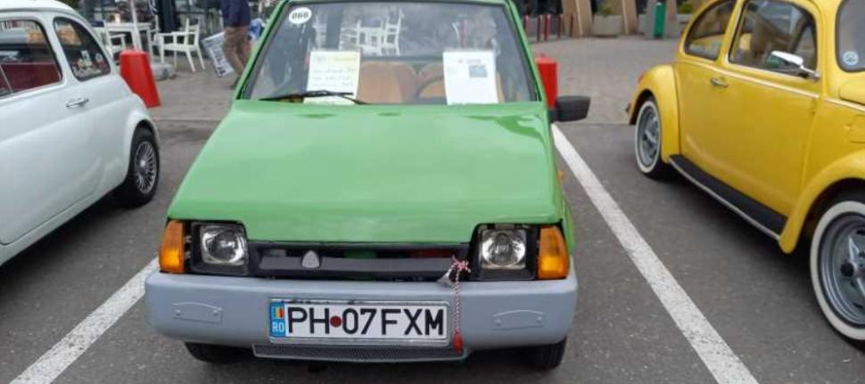 O Dacia Lăstun, vedeta paradei mașinilor din perioada comunistă. Mai sunt doar 5 în România 964484