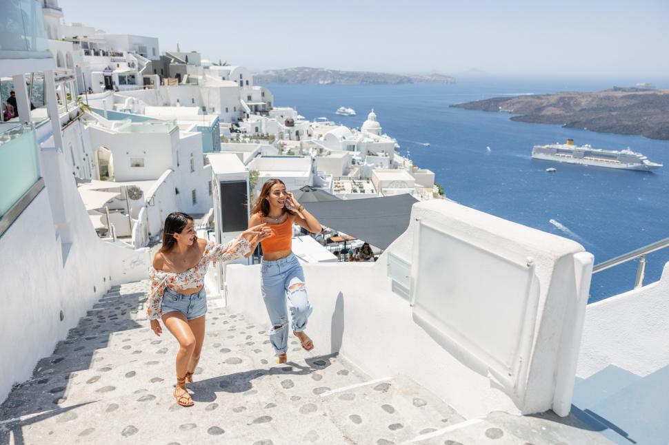 Cum arată cea mai frumoasă insulă din Grecia. E renumită pentru peisajele sale spectaculoase 963692