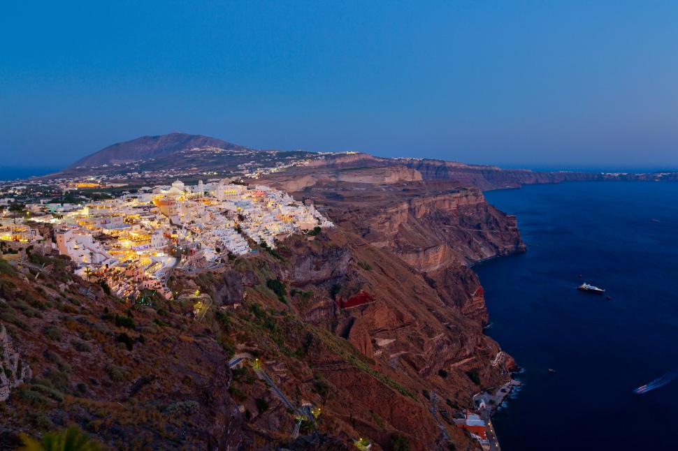 Cum arată cea mai frumoasă insulă din Grecia. E renumită pentru peisajele sale spectaculoase 963701