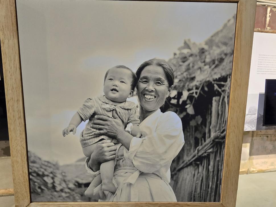 „Nu știe dacă a avut un băiat sau o fată. A murit așa.” Poveștile familiilor despărțite de granița care rupe Coreea în două 964146