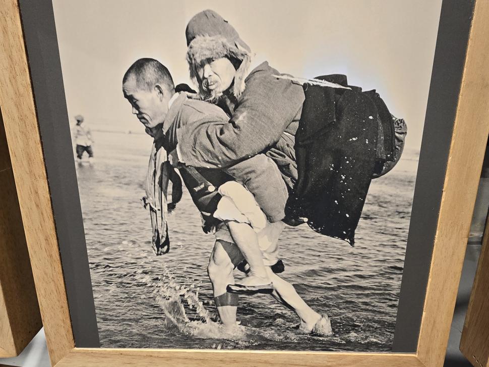 „Nu știe dacă a avut un băiat sau o fată. A murit așa.” Poveștile familiilor despărțite de granița care rupe Coreea în două 964151