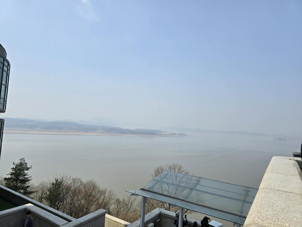 „Nu știe dacă a avut un băiat sau o fată. A murit așa.” Poveștile familiilor despărțite de granița care rupe Coreea în două 964167