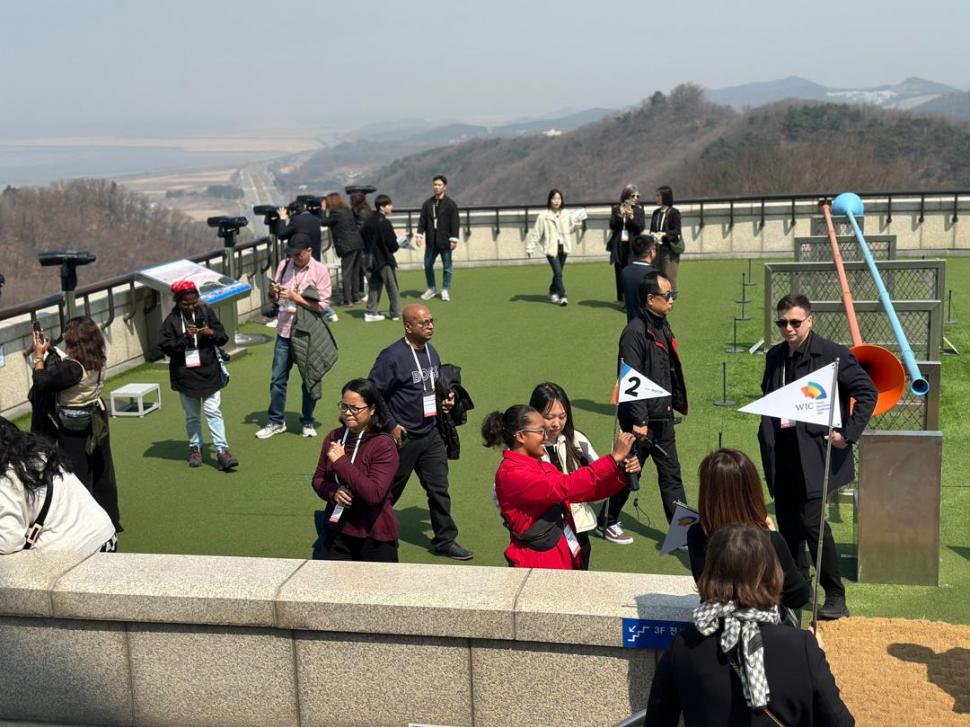 „Nu știe dacă a avut un băiat sau o fată. A murit așa.” Poveștile familiilor despărțite de granița care rupe Coreea în două 964174