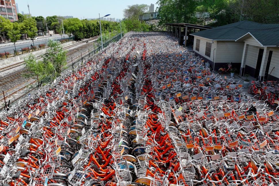 Ce se vede, de fapt, în această imagine. Scenele incredibile au fost surprinse din dronă 964657