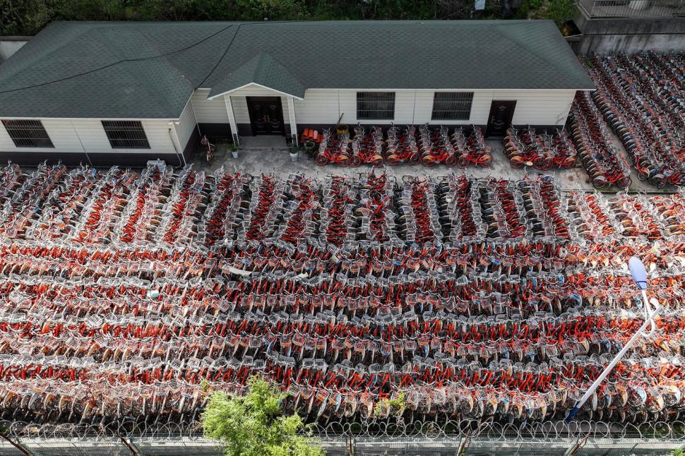 Ce se vede, de fapt, în această imagine. Scenele incredibile au fost surprinse din dronă 964668