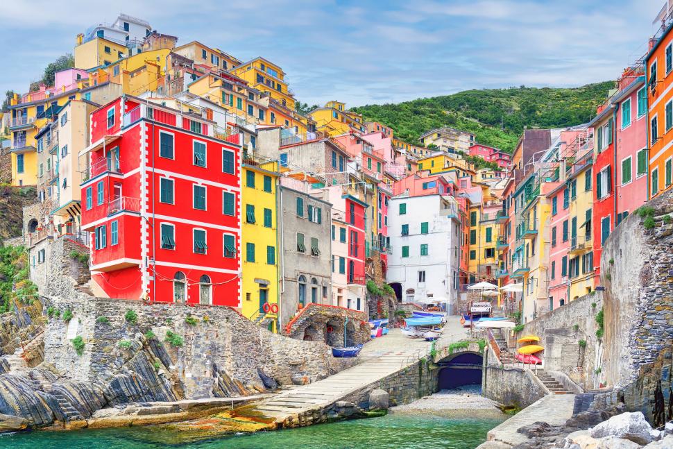 O destinație de vacanță preferată de români îi amendează cu până la 2.500 de euro pe turiștii care se duc acolo în șlapi 964726