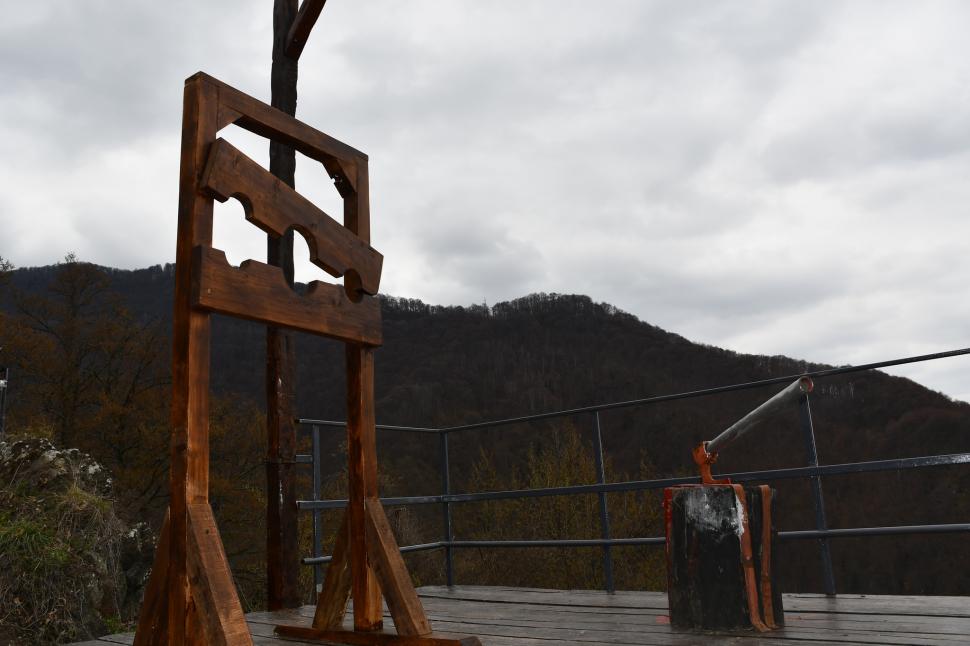 Cetatea lui Vlad Țepeș din Argeș își redeschide porțile după trei ani de renovări. Cum arată acum vestigiul 964884