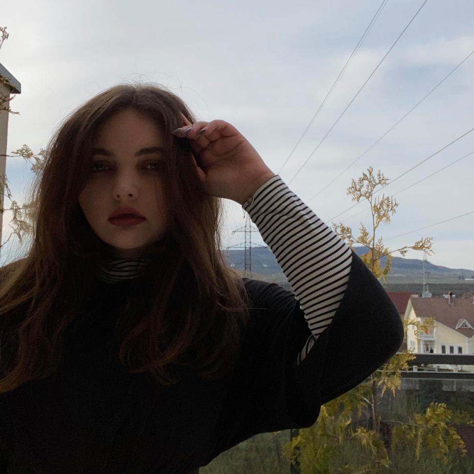 O studentă la Drept a murit subit în ciubărul de la o cabană din Bistriţa. Alexandra avea 22  de ani şi era fiica unui notar 965102