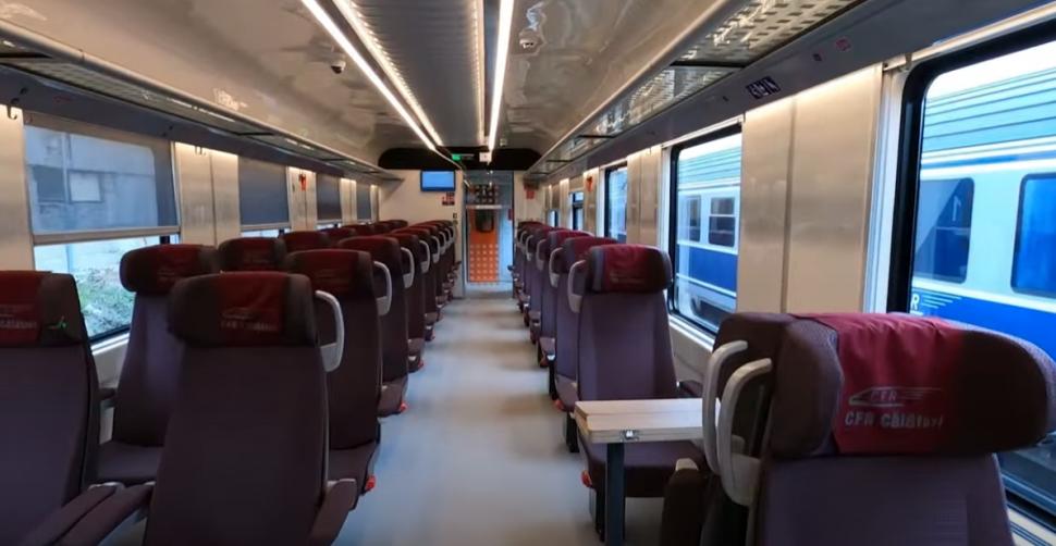 Imagini din primul tren modernizat cu bani din PNRR. A plecat din Gara de Nord la Constanţa și va circula de patru ori pe zi 965625