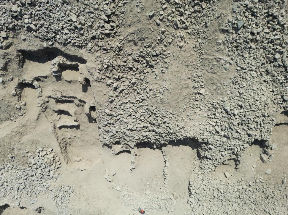 Un mormânt misterios al populaţiei Aruni a fost descoperit în Peru: Scheletele ar putea rescrie istoria pre-incașă 965793