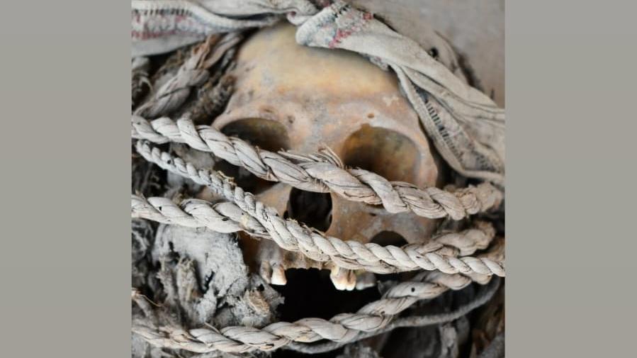 Un mormânt misterios al populaţiei Aruni a fost descoperit în Peru: Scheletele ar putea rescrie istoria pre-incașă 965808