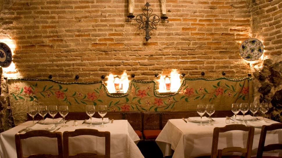 Capitala europeană unde putem mânca în cel mai vechi restaurant din lume. Botin tocmai a împlinit 300 de ani de activitate 966655