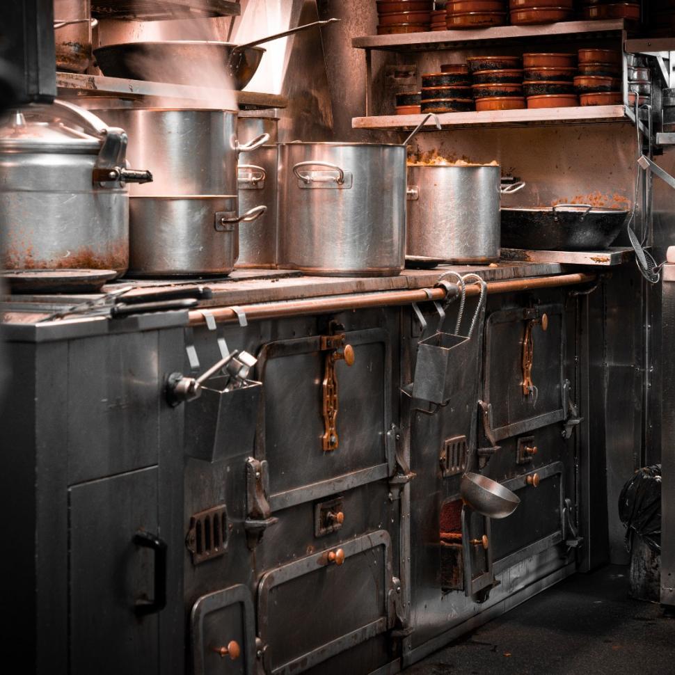 Capitala europeană unde putem mânca în cel mai vechi restaurant din lume. Botin tocmai a împlinit 300 de ani de activitate 966661