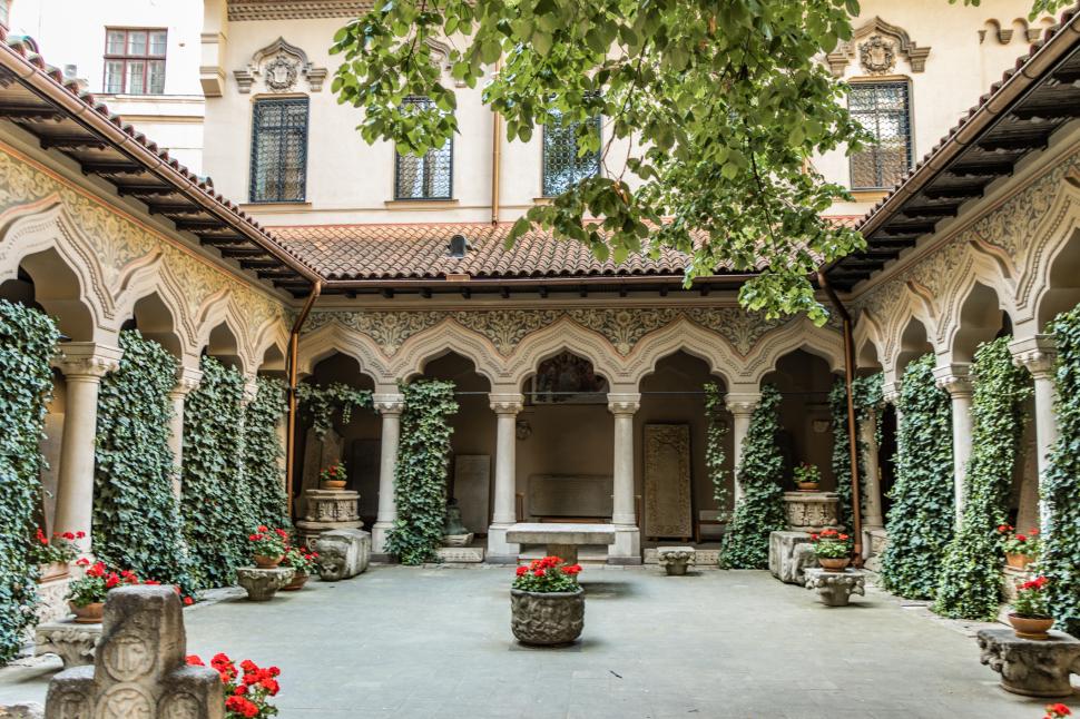 Cel mai frumos loc din România în topul Tripadvisor. Casa Poporului ocupă o poziție fruntașă, Trasfăgărășanul e abia pe locul 9 966579