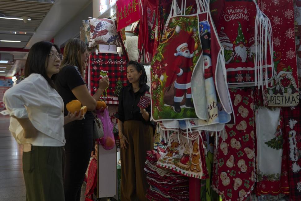 În „Orașul Crăciunului”, luminițele se sting din cauza tarifelor. Decorațiunile de sărbători ar putea fi pe cale de dispariție în SUA 966258