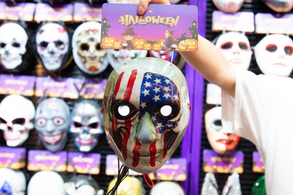 În „Orașul Crăciunului”, luminițele se sting din cauza tarifelor. Decorațiunile de sărbători ar putea fi pe cale de dispariție în SUA 966259