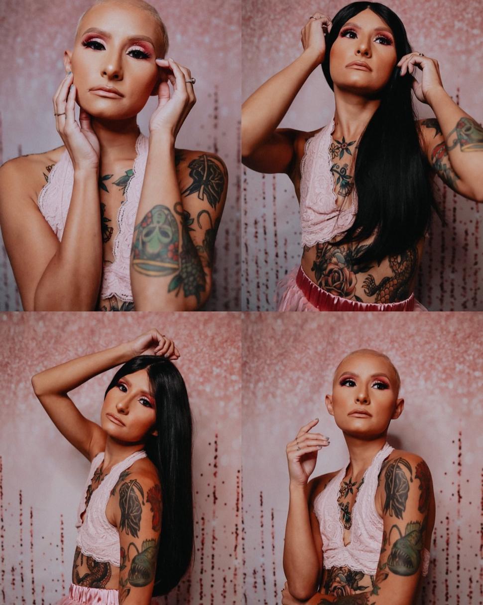 Lecţie de viaţă de la o fotografă. Şi-a făcut dublă mastectomie preventivă, fără implant sincron şi cicatricile le-a umplut cu tatuaje 966504