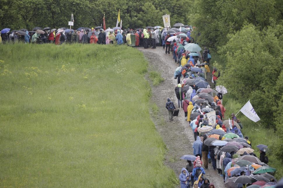 Imagini cu Papa Francisc în România. Ce le-a transmis atunci Suveranul Pontif sutelor de mii de credincioși care l-au așteptat 966786