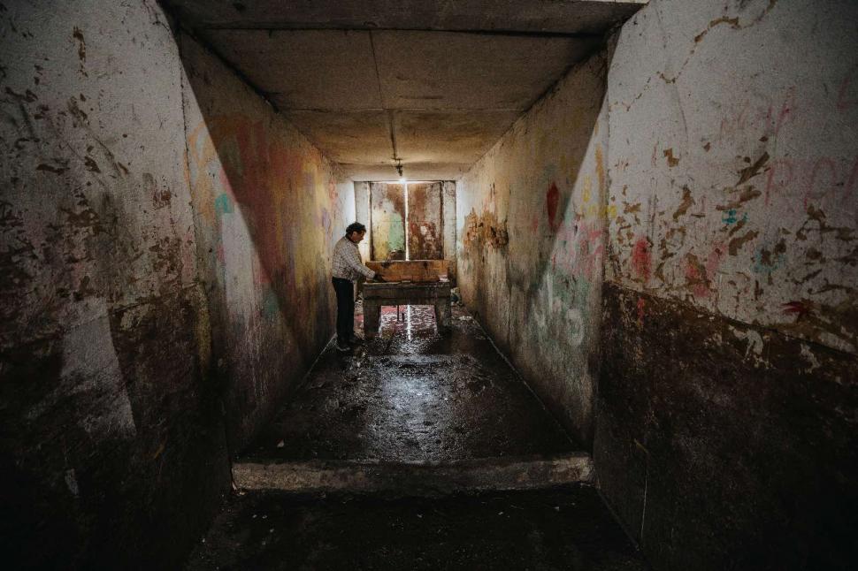 REPORTAJ. Oamenii din Grajduri. Locul unde zeci de copii sunt condamnați la o viață în mizerie și sărăcie extremă 966815