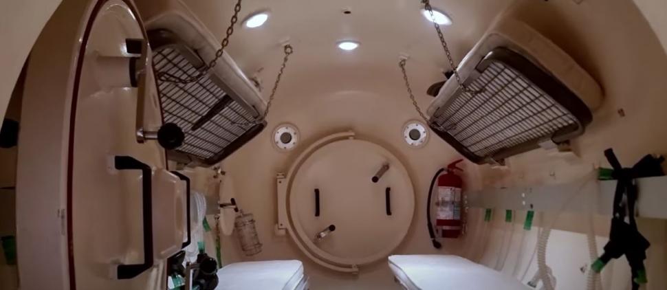 Imagini din buncărul de lux Aerie, creat pentru bogaţii planetei. Au servicii medicale AI, restaurante şi piscine. Cât costă accesul 967336