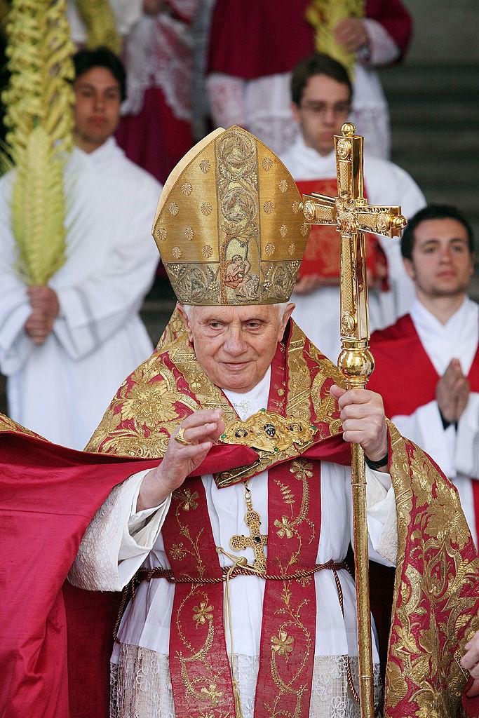 Cum a devenit Papa Francisc un simbol neașteptat al modei și cum a ajuns să fie desemnat „cel mai bine îmbrăcat bărbat” 967626