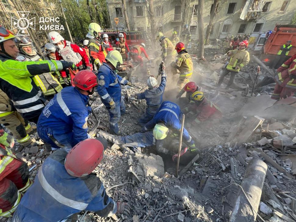 Declarația cinică a Rusiei, după ce a bombardat blocuri și a ucis civili în Kiev: „Obiectivele atacului au fost atinse” 967594