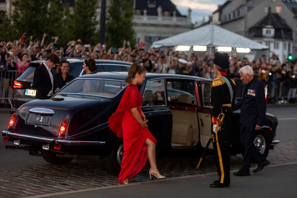 Prințesa Isabella a Danemarcei a apărut într-o ipostază cu totul neobișnuită pentru regalități. Detaliul observat în această imagine 967564