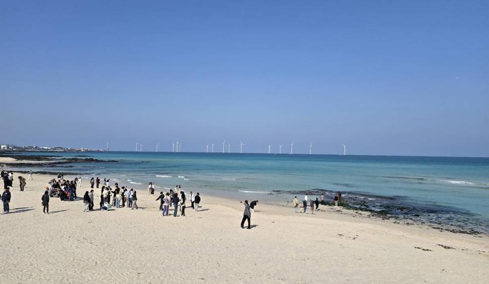 Jeju: insula unde viitorul e verde, trecutul doare, iar femeile își pot ține respirația sub apă minute în șir 967919