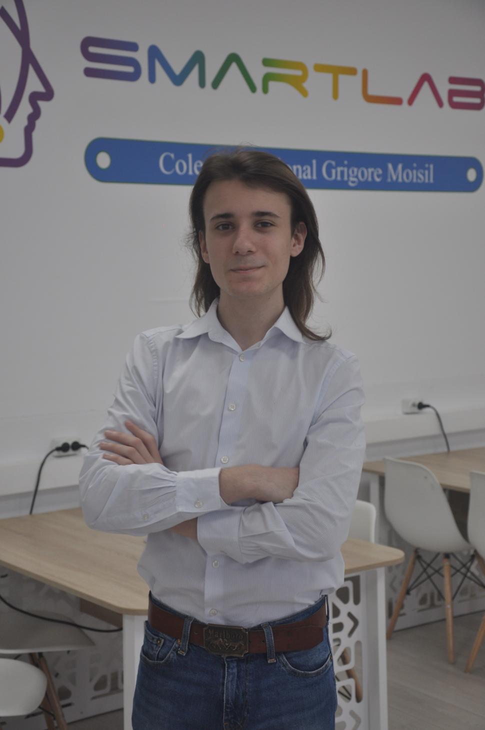 12 elevi geniali au nevoie de ajutorul românilor. Cum îi putem ajuta să ajungă la cel mai mare eveniment spațial din lume 967668