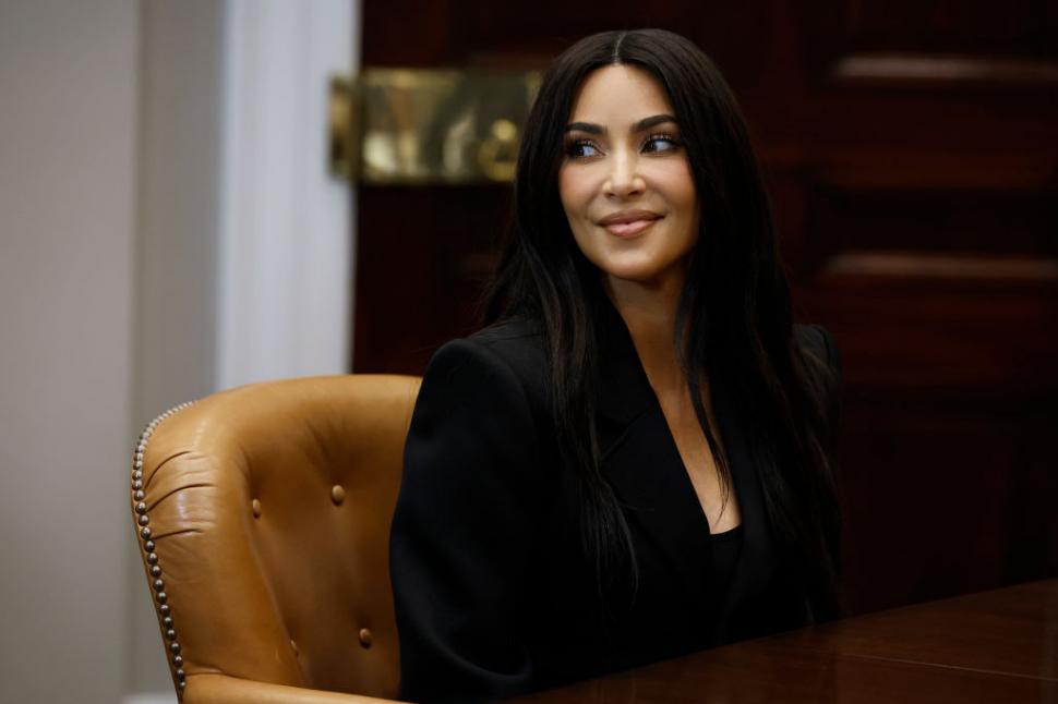 Acum nouă ani Kim Kardashian a fost amenințată cu arma și jefuită. Începe procesul celui mai mare jaf din Franța ultimilor 20 de ani 968333