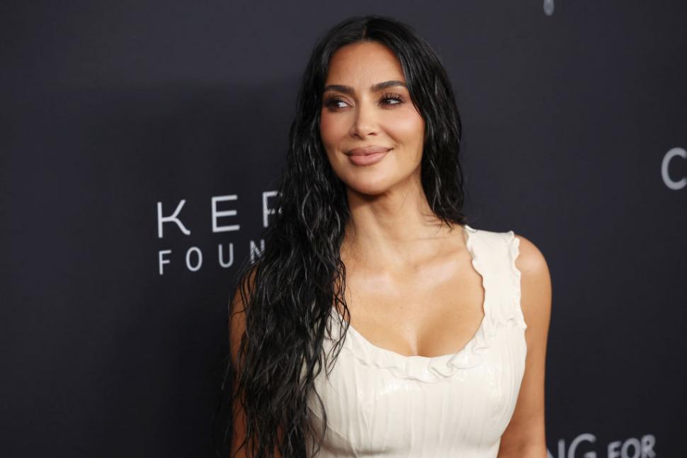 Acum nouă ani Kim Kardashian a fost amenințată cu arma și jefuită. Începe procesul celui mai mare jaf din Franța ultimilor 20 de ani 968335