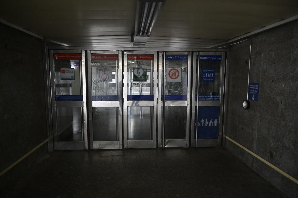 Haos total în Spania din cauza blackout-ului: Orașe paralizate, trenuri blocate în câmp, aeroporturi închise și spitale în beznă 968456