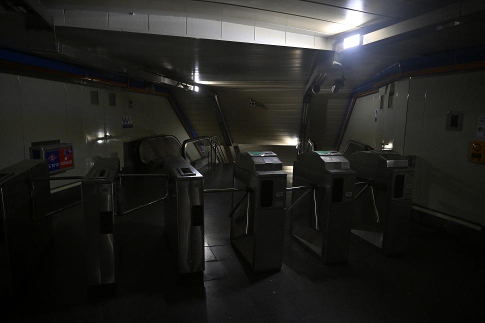 Haos total în Spania din cauza blackout-ului: Orașe paralizate, trenuri blocate în câmp, aeroporturi închise și spitale în beznă 968460