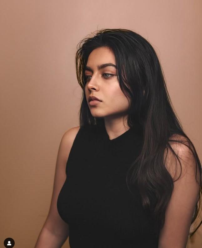 Povestea uluitoare a tinerei care a renunțat la un doctorat în bioinginerie ca să se facă model OnlyFans. Cât câștigă 968361