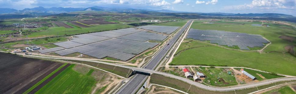 A fost finalizat cel mai mare parc fotovoltaic finanţat prin PNRR de Ministerul Energiei. Cum arată proiectul de 55 de milioane de euro 968698