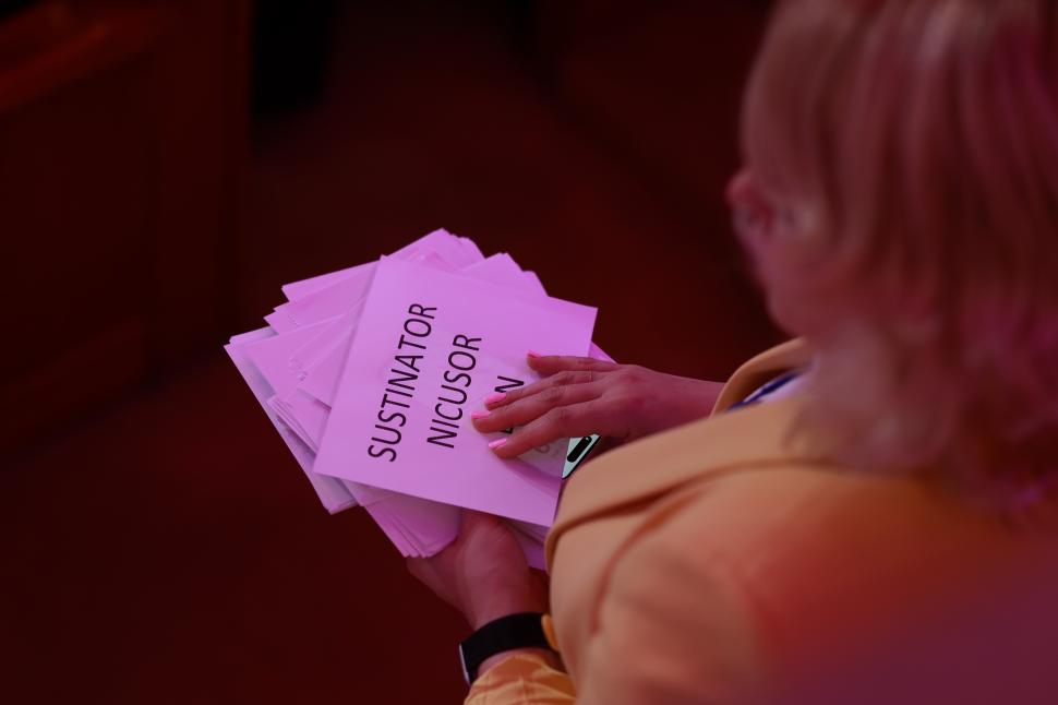 Culisele celei mai importante dezbateri înaintea alegerilor prezidențiale. Ce nu s-a văzut la televizor 969003