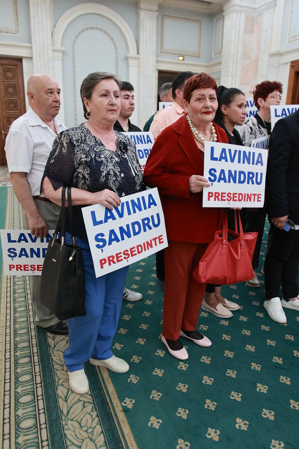 Culisele celei mai importante dezbateri înaintea alegerilor prezidențiale. Ce nu s-a văzut la televizor 969021