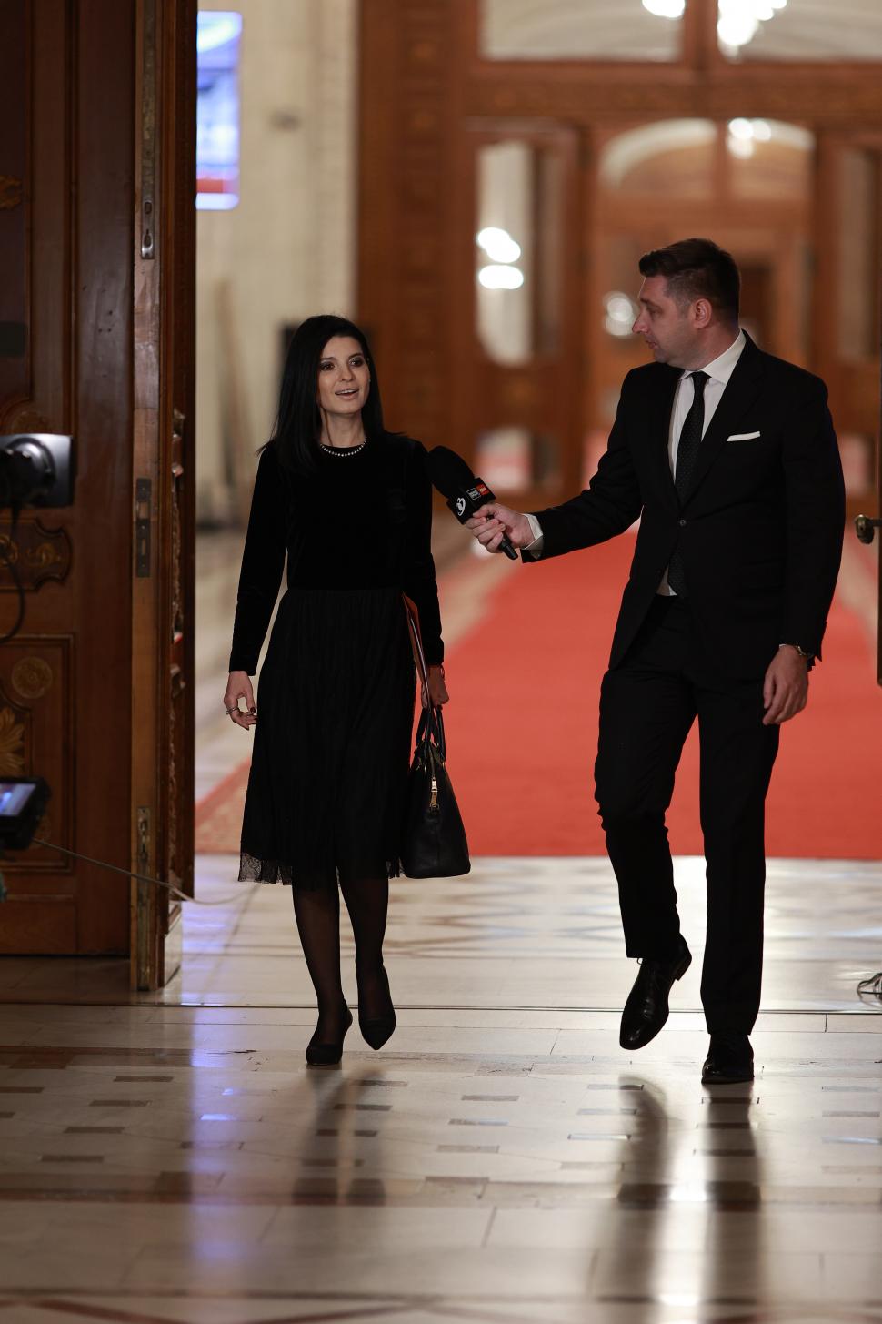 Culisele celei mai importante dezbateri înaintea alegerilor prezidențiale. Ce nu s-a văzut la televizor 969056