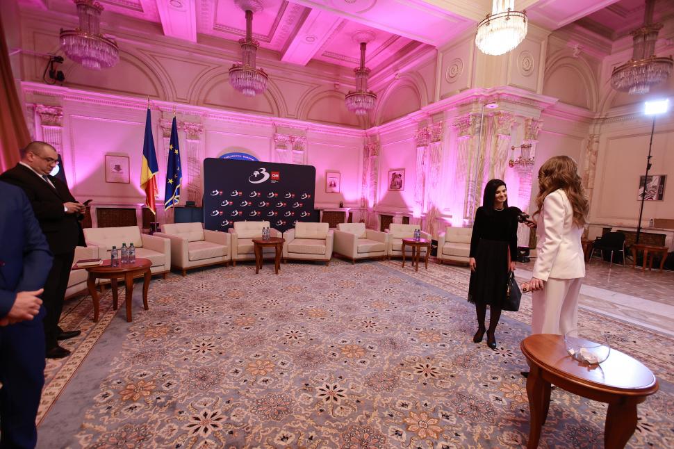 Culisele celei mai importante dezbateri înaintea alegerilor prezidențiale. Ce nu s-a văzut la televizor 969057