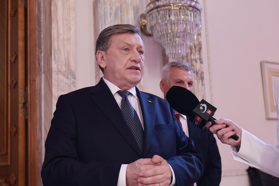 Culisele celei mai importante dezbateri înaintea alegerilor prezidențiale. Ce nu s-a văzut la televizor 969070