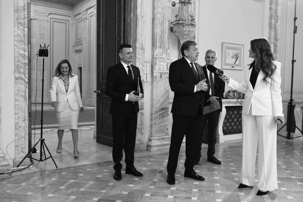 Culisele celei mai importante dezbateri înaintea alegerilor prezidențiale. Ce nu s-a văzut la televizor 969087