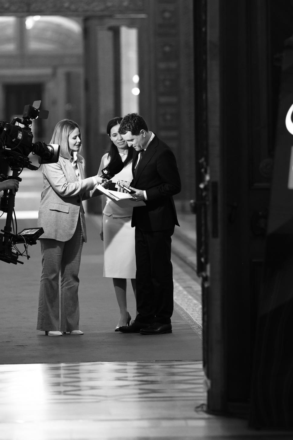 Culisele celei mai importante dezbateri înaintea alegerilor prezidențiale. Ce nu s-a văzut la televizor 969094