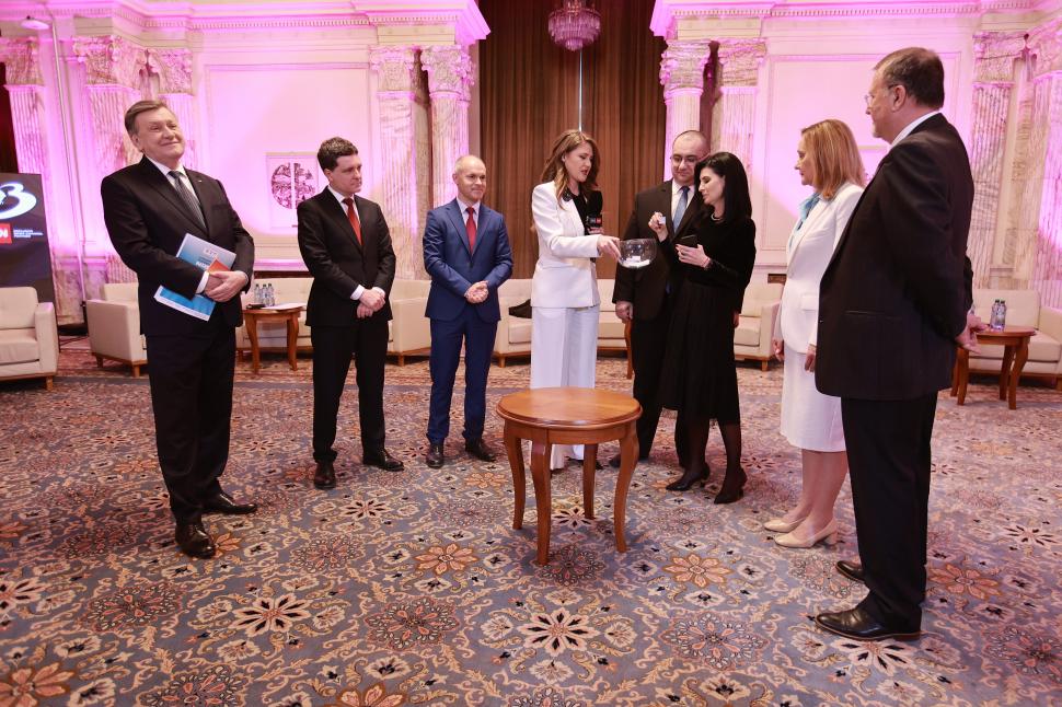 Culisele celei mai importante dezbateri înaintea alegerilor prezidențiale. Ce nu s-a văzut la televizor 969126