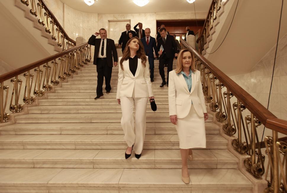 Culisele celei mai importante dezbateri înaintea alegerilor prezidențiale. Ce nu s-a văzut la televizor 969140