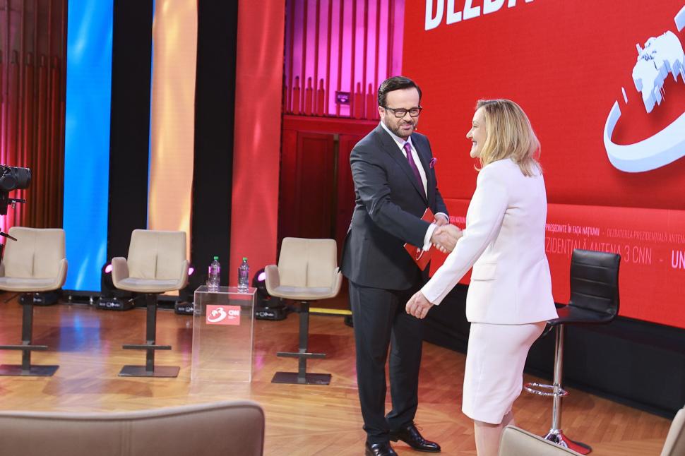 Culisele celei mai importante dezbateri înaintea alegerilor prezidențiale. Ce nu s-a văzut la televizor 969153