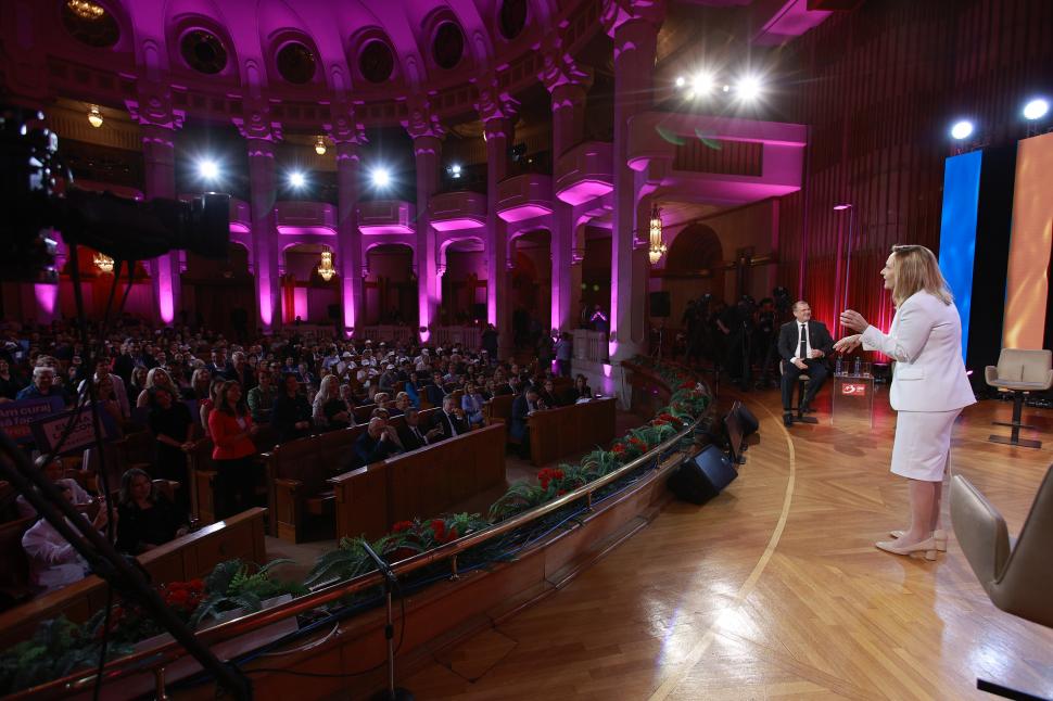 Culisele celei mai importante dezbateri înaintea alegerilor prezidențiale. Ce nu s-a văzut la televizor 969155